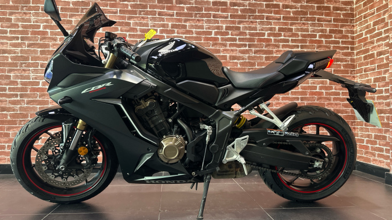 Honda CBR650R